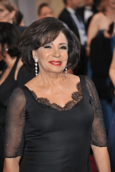 Shirley Bassey Net Worth