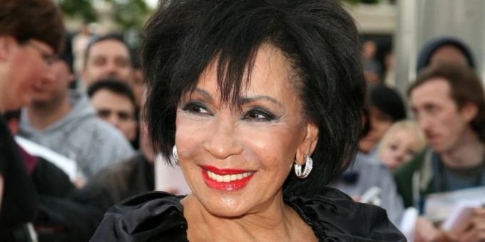 Shirley Bassey Net Worth